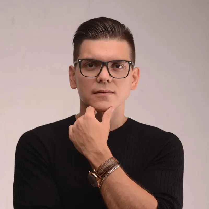 Никита Савельев