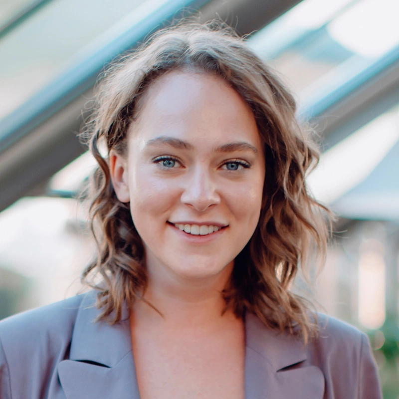 Аглая Тарасова