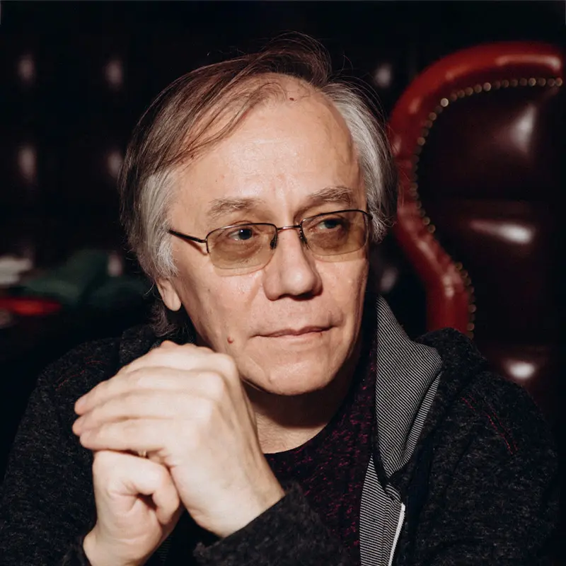 Александр Гурьянов