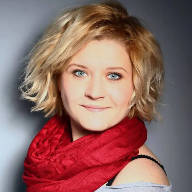 Светлана Суханова