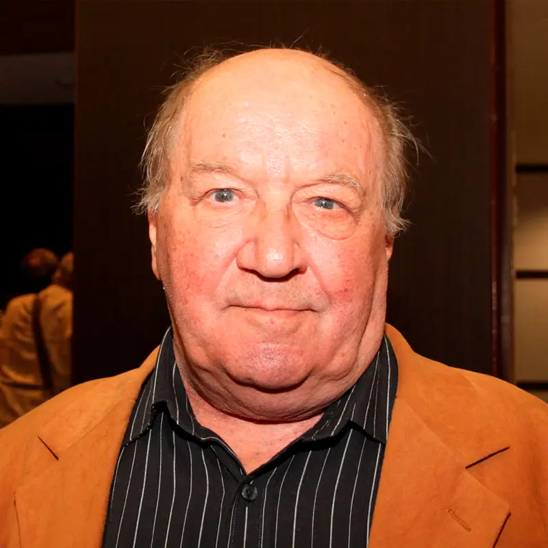 Лев Дуров