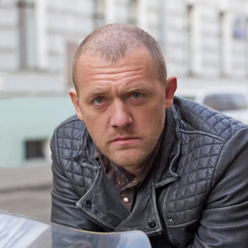 Денис Шведов