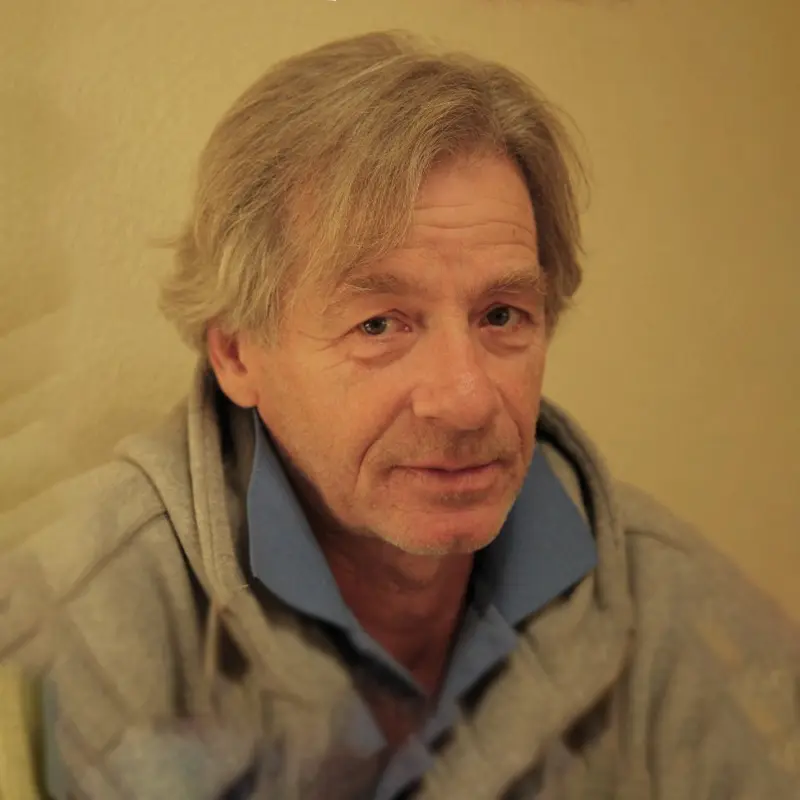 Александр Вдовин