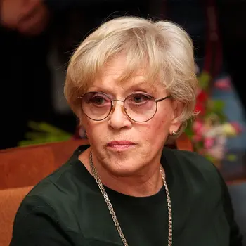 Алиса Фрейндлих