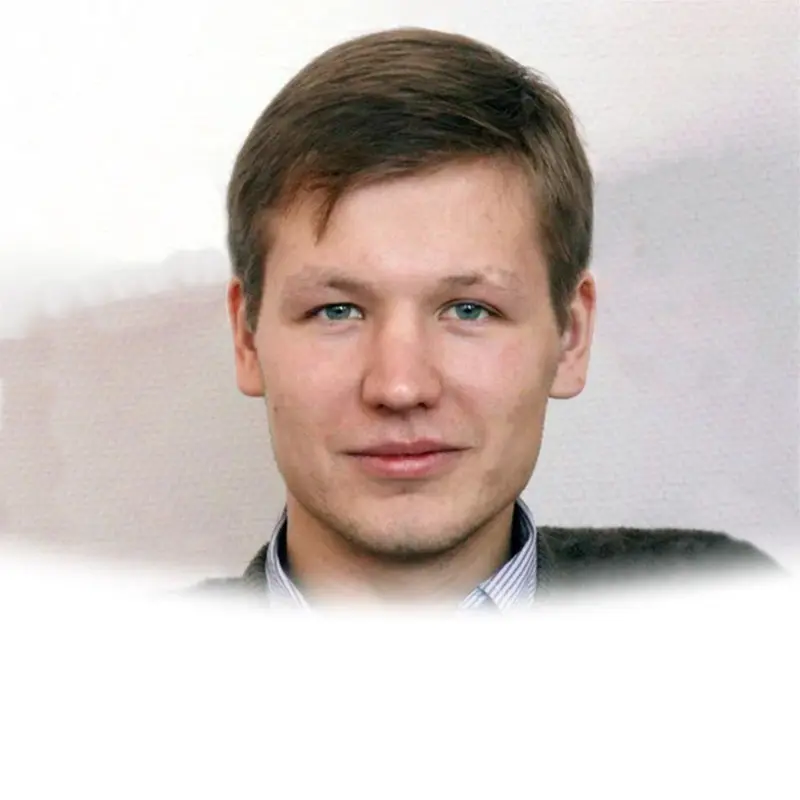Николаев Артем
