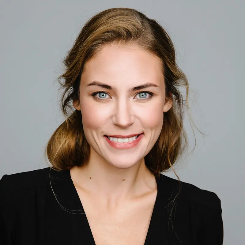 Юлия Мельникова