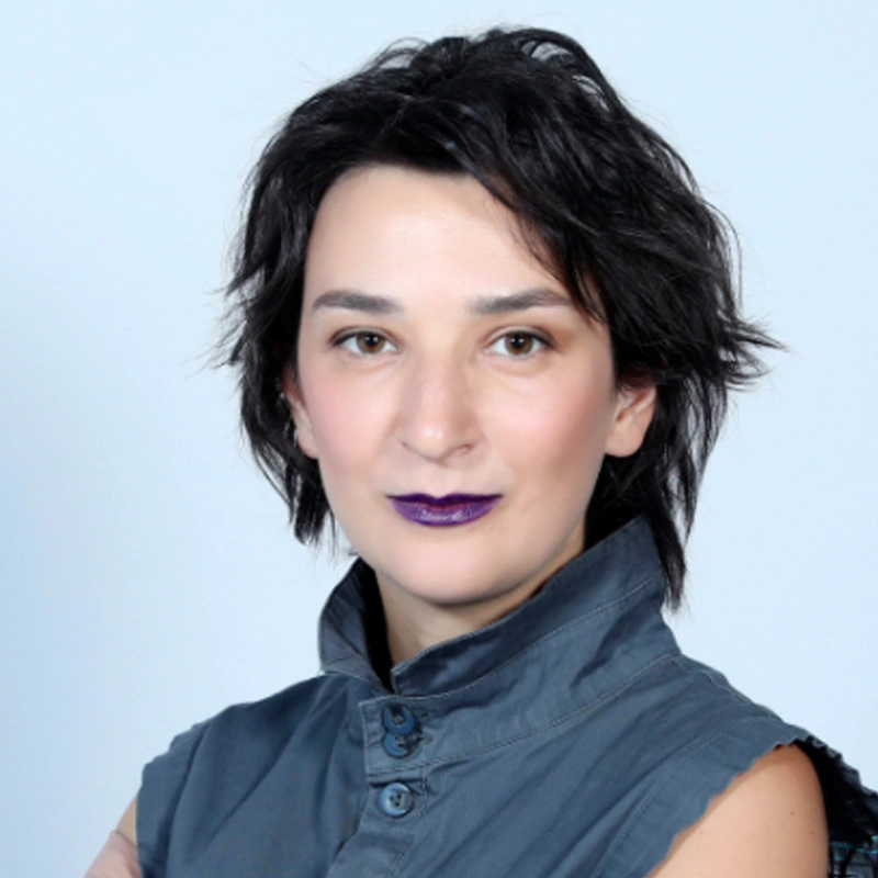 Лили Шерозия