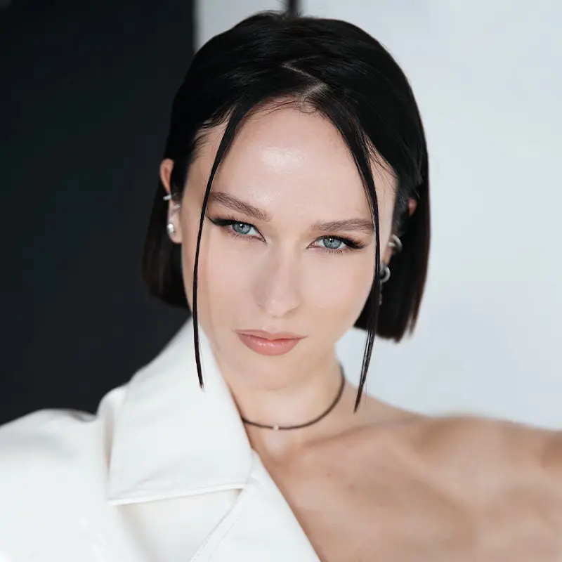 Екатерина Иванчикова