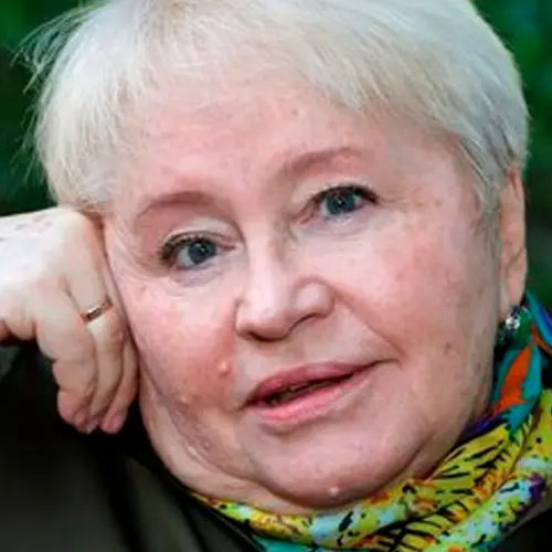 Людмила Гнилова