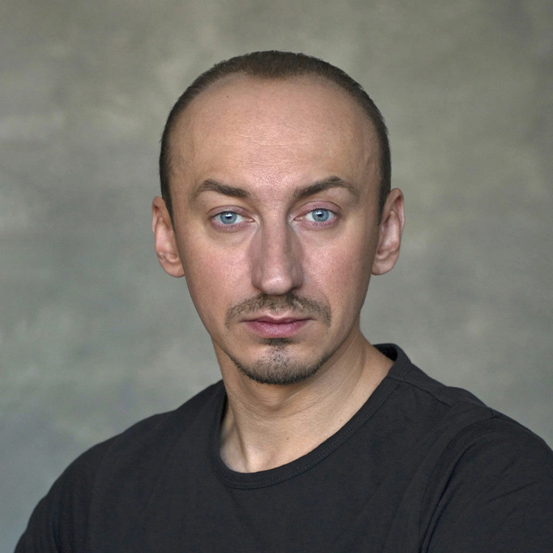 Игорь Злотников