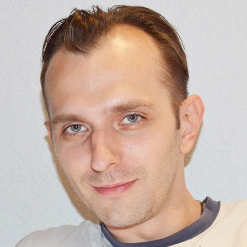 Антон Савенков