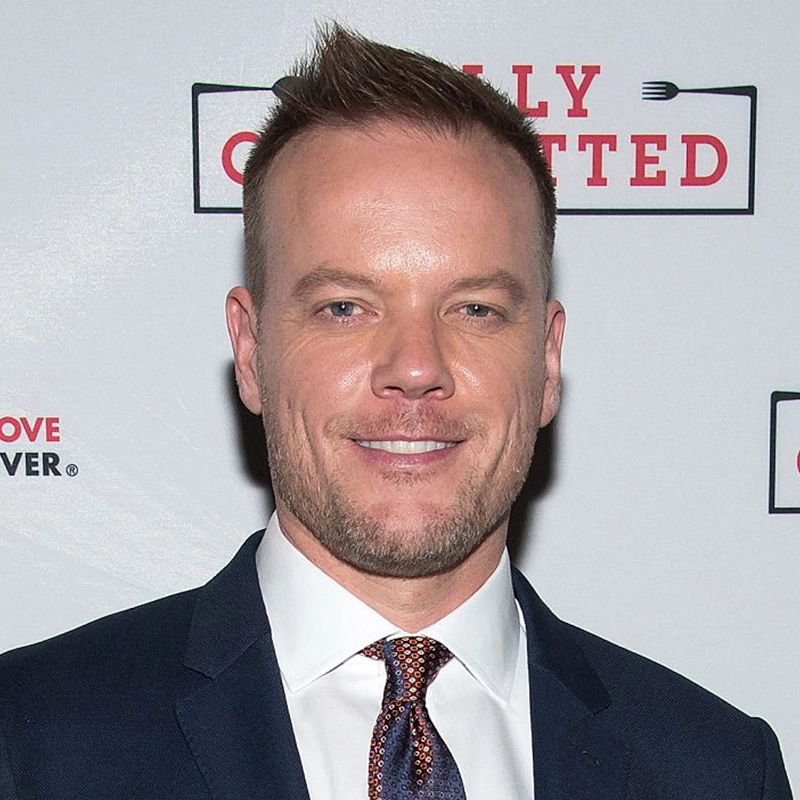 Джейсон Мур