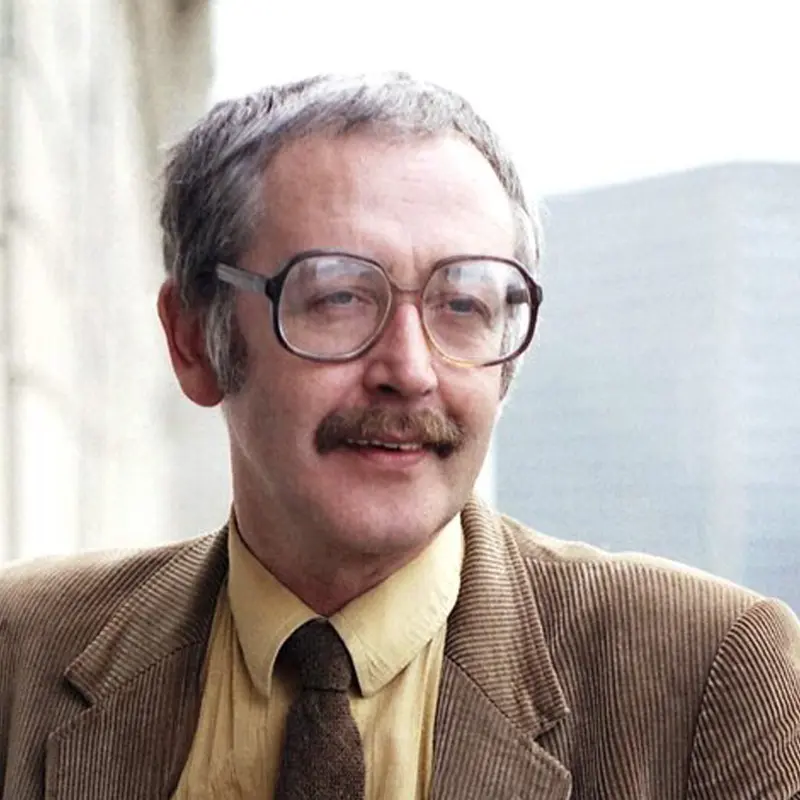 Василий Ливанов
