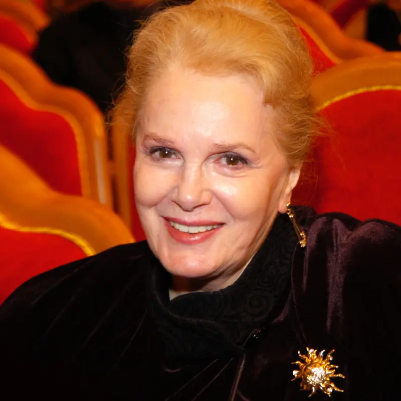 Элина Быстрицкая