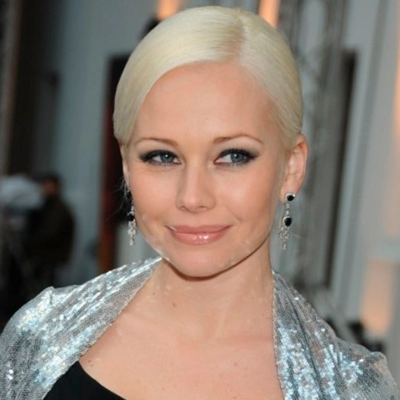 Елена Корикова