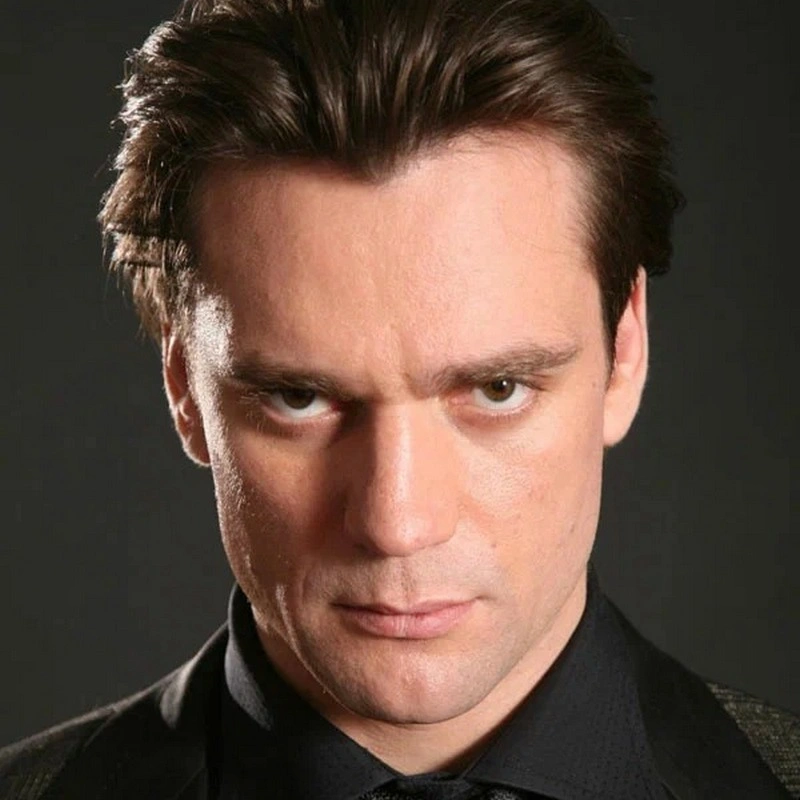 Дмитрий Миллер