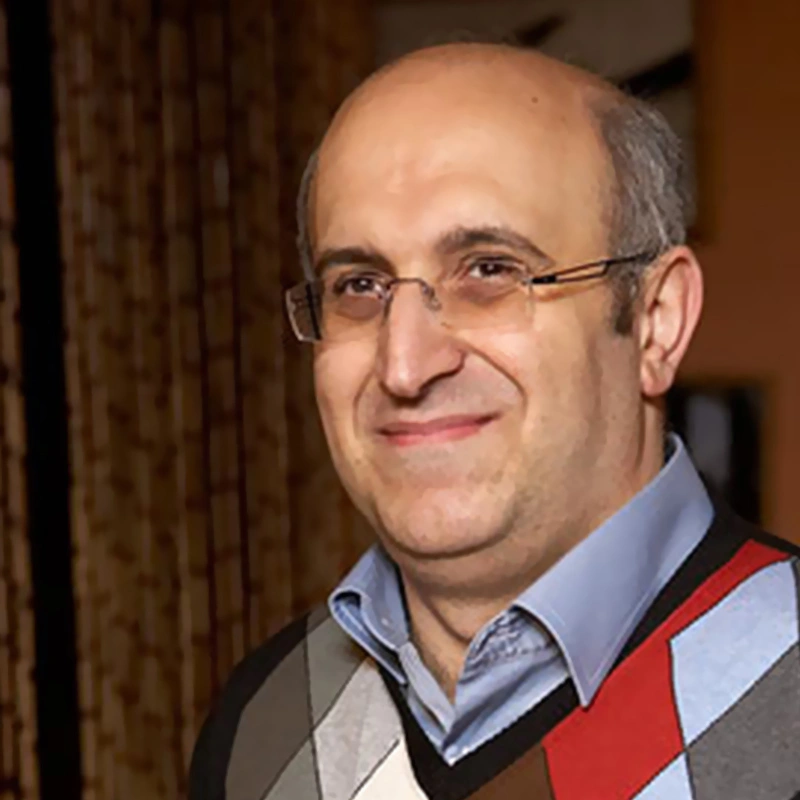 Арам Мовсесян