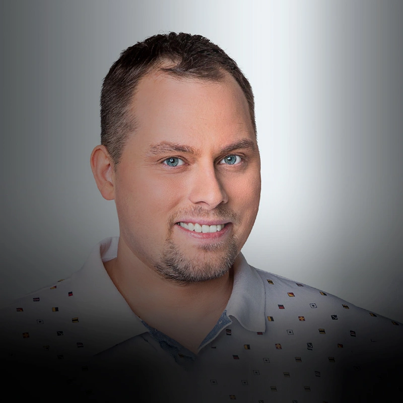 Антон Иванов