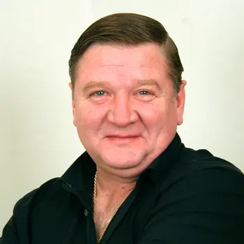 Роман Мадянов