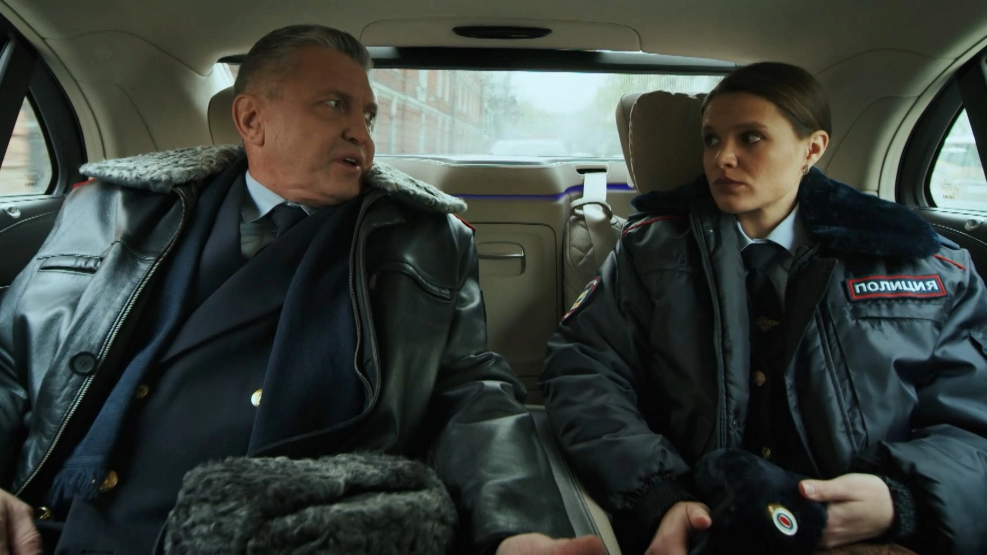 12 серия. Змея на груди