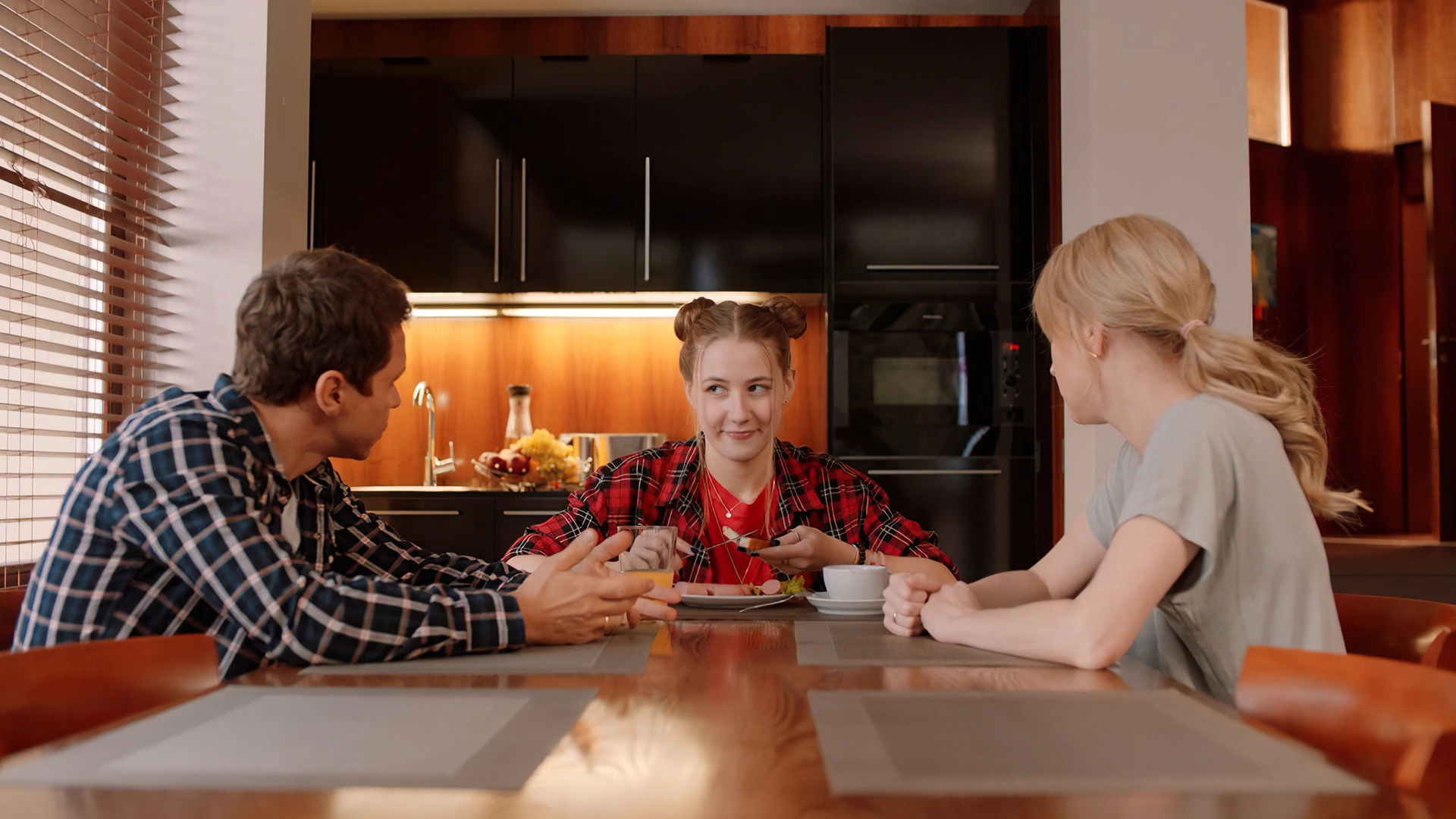 14 серия. Выборы