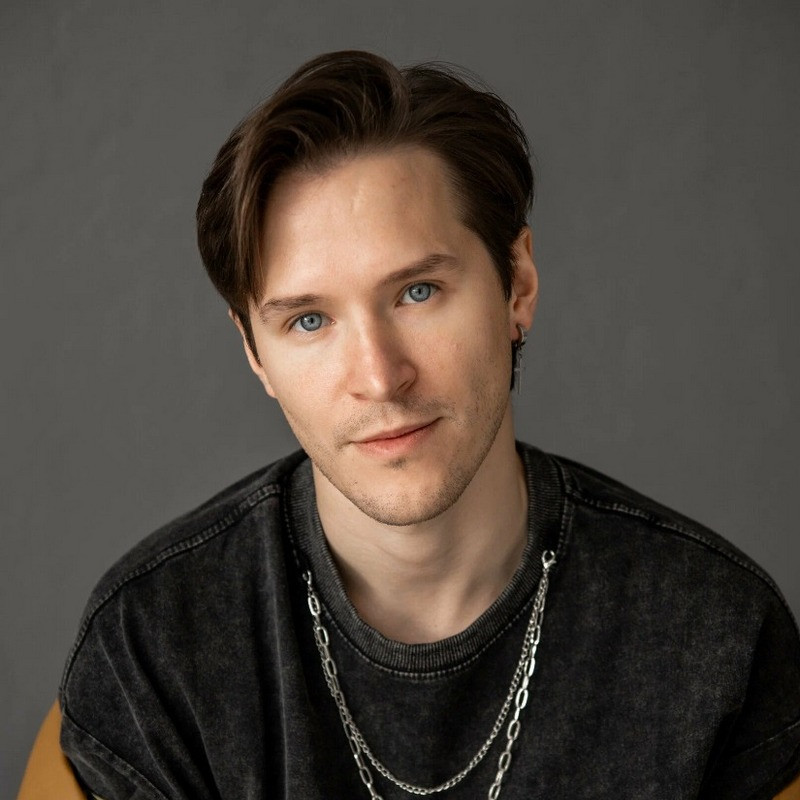 Павел Братковский